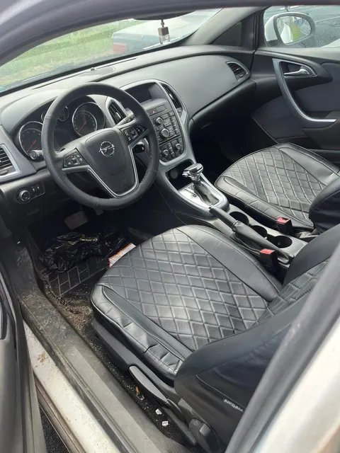 Легковой автомобиль OPEL ASTRA, государственный регистрационный знак К099ТХ 174, 2013 года выпуска, VIN XWFPD2DC1D0008845,(Залог) (один ключ от автомобиля, информация по документам отсутствует)