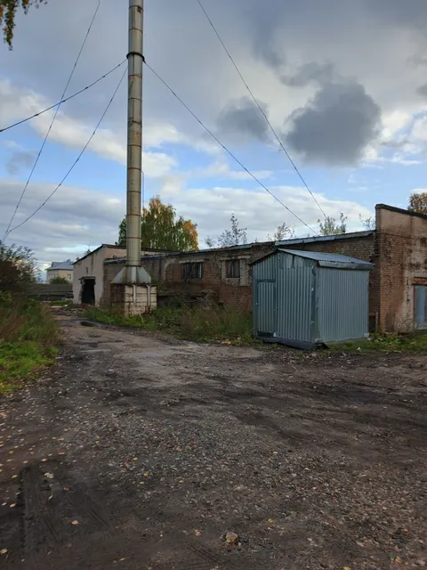 Здание котельной № 1 с земельным участком по адресу: Российская Федерация, Архангельская область, муниципальный округ Каргопольский, г. Каргополь, ул. Победы, д. 34 а