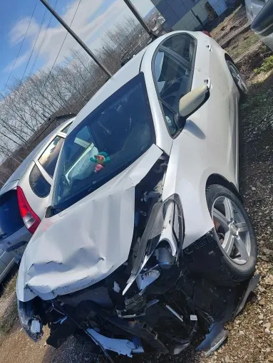 Автомобиль марки  KIA YD (CERATO,FORTE) (086)