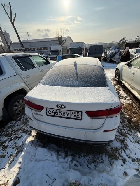 Легковой автомобиль седан KIA JF OPTIMA, 2019г.в., г/н O465ХУ750, VIN XWEGT411BL0012944, номер кузова XWEGT411BL0012944, номер двигателя KH021368, цвет жёлтый серый. Начальная цена продажи 1 547 000 руб. Задаток 232080 руб.