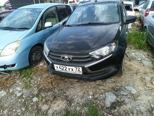 Автомобиль марки LADA GRANTA с г.р.з. У422УХ72, г.в. 2020, VIN XTA219010L0688404 ТС обременено ЗАЛОГОМ, который остается на имуществе, согласно ГК РФ (покупатель оплачивает залог самостоятельно). ТС имеет ограничения ФССП на регистрационные действия (ключи и документы отсутствуют, техническое состояние не проверялось, пробег не известен). Имущество продается в том виде, в каком оно есть, в случае продажи возврату/обмену не подлежит.