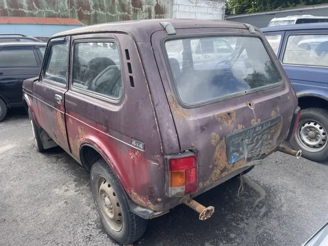 Продажа автомобиля Ваз 212140  LADA 4x4, 2010 года выпуска