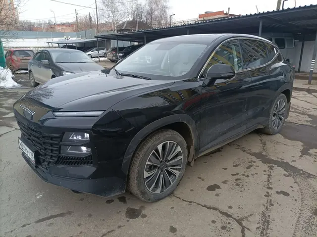 Легковой автомобиль Jetour Dashing, 2024 года выпуска, государственный номер М801ВУ18, идентификационный номер (VIN) HJRPBGFB4RB170045, № двигателя SQRE4T15CBTPL12285, рабочий объём двигателя – 1498 куб. см, мощность двигателя 146,8 л.с., 108 кВт.