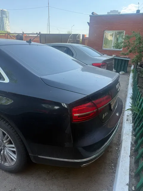 Автомобиль AUDI A8L гос.номер  У 119 ТА716 RUS  инв.№О9007996, VIN XW8ZZZ4H9GG012302, категория - B 2015 года выпуска