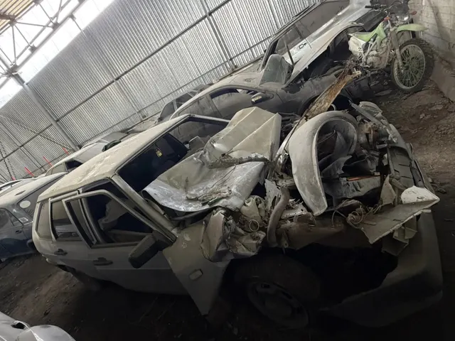 Имущество в качестве годных остатков: Автомобиль ВАЗ 21093, г/н А152НТ196, г.в. 2003, VIN XTA21093033480288
