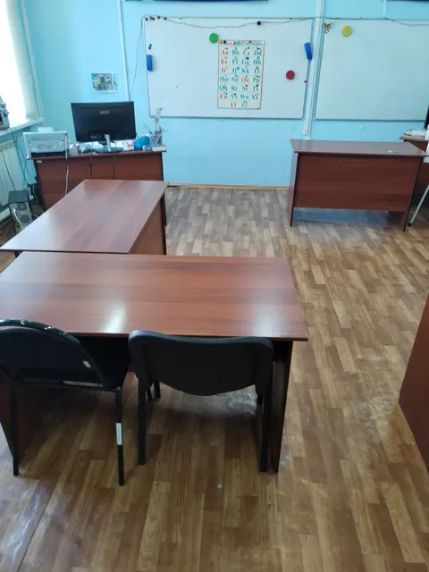 Нежилое офисное помещение площадью: 37,2 кв. м., номер помещения – 6, расположенное на 1 этаже здания МАУ «Бизнес-инкубатор БМР», входит в состав объекта муниципальной собственности Балаковского муниципального района Саратовской области – административного здания, общей площадью 2 213,7 кв. м кадастровый номер 64:40:020405:173.