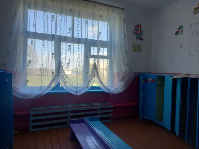 Нежилое двухэтажное здание