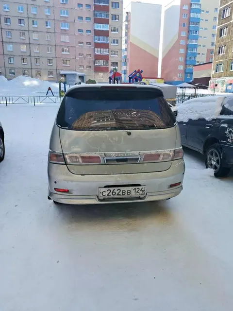 Автомобиль TOYOTA GAIA, г/н С262ВВ124, 2002 г.в., кузов № CXM10-7017170, двигатель № 3946503 (дизель), комплектность и состояние  не проверялась данное  имущество обращено в доход государства(Документы и ключи отсутствуют).Находится г. Норильск