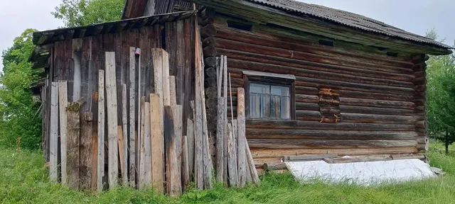 нежилое здание с земельным участком по адресу: Ярославская область, Первомайский муниципальный округ, с.Кукобой, ул.Пролетарская, д.22а