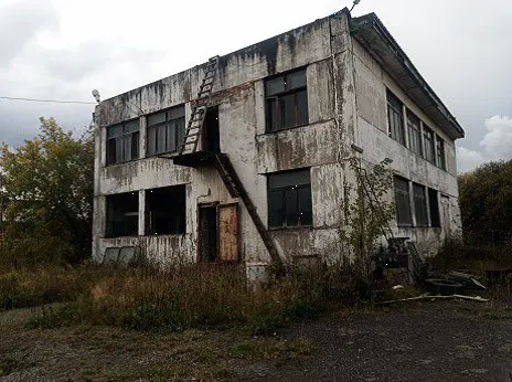 Нежилые здания, расположенные по адресу: Красноярский край, г.Ачинск, 1-я Пригородная, стр.16А, корпус 1,2,3,4