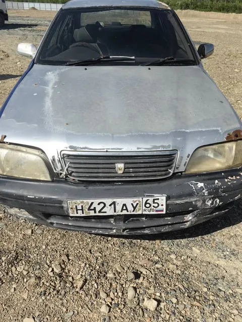 Автомобиль марки “Toyota Camri” государственный номер Н 421 АУ 65, серебристого цвета, 1997 г.выпуска, № кузова SV430019644.