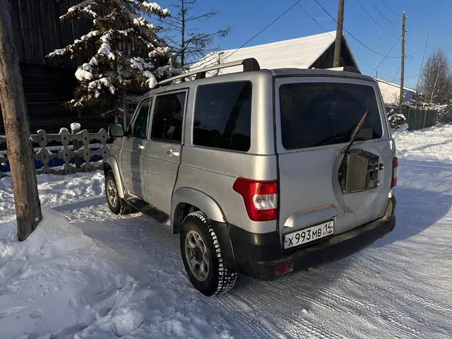 UAZ Patriot, 2018 г.в., серебристый металлик, г.н. Х993МВ14. Местонахождение: РС(Я), Амгинский р-н. Собственник ООО "АРЧЫН".