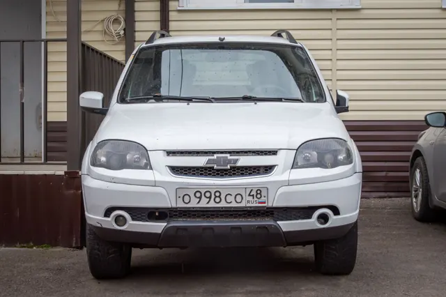 Автомобиль легковой, марка, модель ТС: CHEVROLET NIVA, 212300-55; 2018 года выпуска, идентификационный номер (VIN): X9L212300J0661746; модель и номер двигателя – 2123, 0927281, цвет кузова – ярко белый.