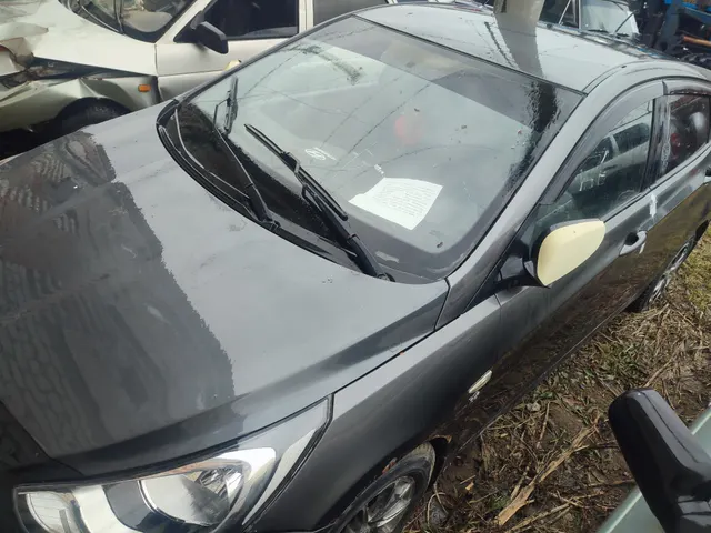 Автомобиль HYUNDAI SOLARIS VIN Z95CT51DBR030058 хэтчбек, темно-серого цвета (ключи и документы отсутствуют, техническое состояние не проверялось, пробег не известен). Имущество продается в том виде, в каком оно есть, в случае продажи возврату/обмену не подлежит. За скрытые дефекты имущества Продавец ответственности не несет.