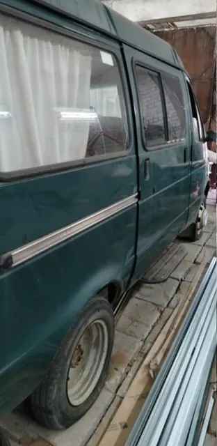 Автобус ГАЗ-32213, тип ТС: автобус на 13 мест, год выпуска 2001