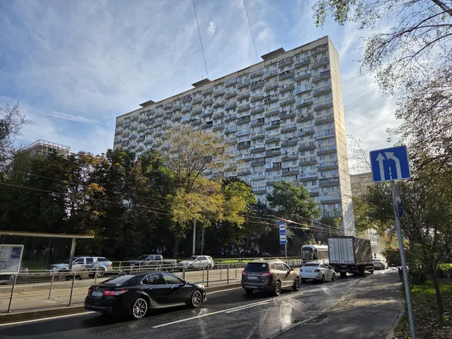 Продажа имущества, находящегося в собственности города Москвы: жилое помещение по адресу: г. Москва, пр-кт Мира, д. 184, корп. 2, кв. 350,  общей площадью 43,5 кв. м. (Этаж № 7), кадастровый номер: 77:02:0019010:3926 