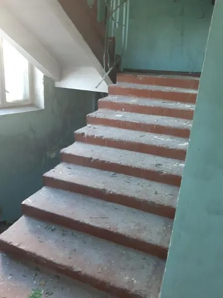 Проведение аукциона на право заключения договора аренды нежилого трехэтажного здания, общественно-бытового корпуса № 3, с кадастровым номером 10:01:0090103:264, общей площадью 3 089,2 кв. м, расположенного по адресу: Республика Карелия, г. Петрозаводск, ул. Зайцева, д. 57б, являющегося собственностью Республики Карелия