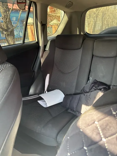 Легковой автомобиль марки ТОЙОТА RAV - 4, 2011 г.в., г/н М272ЕК75, VIN: JTMBD31V505279294, номер кузова (прицепа): JTMBD31V505279294, цвет белый