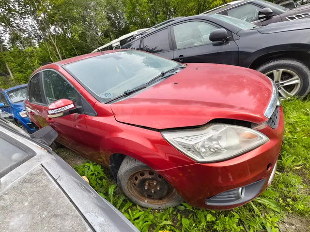 Автомобиль Ford Focus, 2008 г.в., цвет темно-красный, VIN: WFDHXXWPDH8G49982 ТС имеет ограничения ФССП на регистрационные действия (ключи и документы отсутствуют, техническое состояние не проверялось, пробег не известен). Имущество продается в том виде, в каком оно есть, в случае продажи возврату/обмену не подлежит. За скрытые дефекты имущества Продавец ответственности не несет.