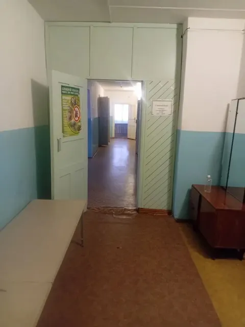 Здание профилактория по адресу: Курганская область,  Притобольный район,  с. Боровлянка,  ул. Спортивная, д. 14