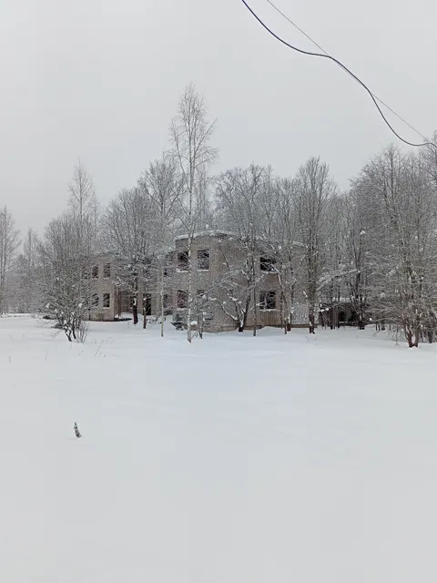 Объект незавершенного строительства  с земельным участком