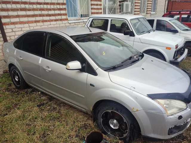 Автомобиль Форд Фокус г.р.з. Т495 НМ 72, VIN WF04XXWPD47U40046 ТС обременено ЗАЛОГОМ. По общему правилу при переходе права собственности залог сохраняется в соответствии со ст. 353 ГК РФ; приобретатель имущества приобретает права и несет обязанности залогодателя. Риски, связанные с сохранением залога и возможностью обращения взыскания на предмет залога, несет приобретатель. ТС имеет ограничения ФССП на регистрационные действия (ключи и документы отсутствуют, техническое состояние не проверялось)