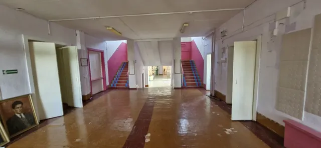здание с кадастровым номером 62:25:0020402:366, назначение: нежилое, площадью 1826,5 кв.м, и сооружения с кадастровым номером 62:25:0020402:392, назначение: котельная, площадью 305,9 кв.м,  расположенные на земельном участке с кадастровым номером 62:25:0020402:332, площадью 21956 кв.м, по адресу (местоположение): Рязанская обл, р-н Шиловский, Аделинское  сельское поселение, с. Аделино, ул. Школьная, д. 22