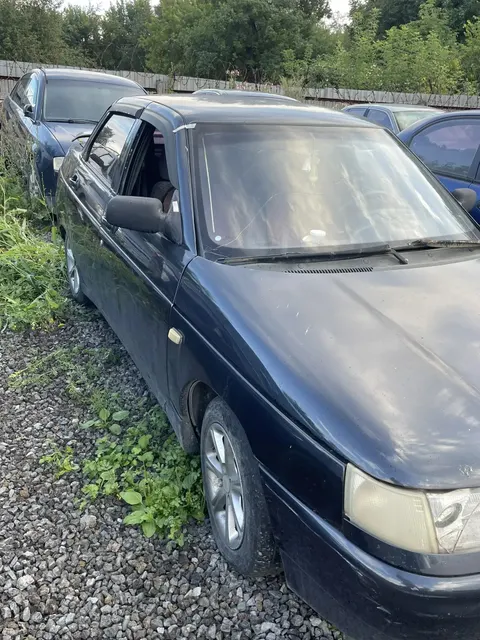 Автомобиль ВАЗ 21104 2005 года выпуска, г/н Х304ВА196 черного цвета, VIN: XTA21104050865601