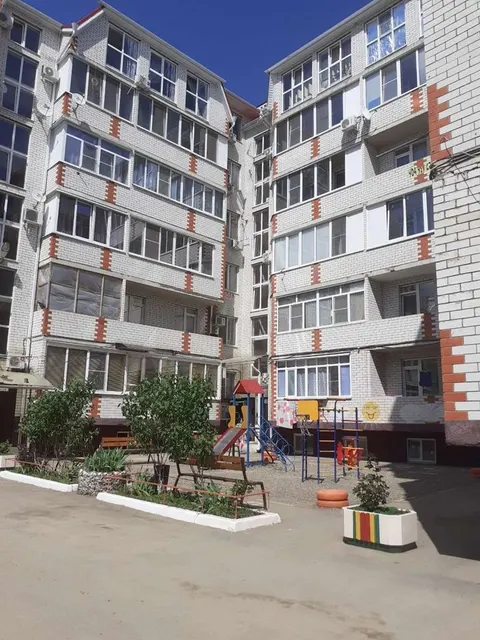 Д-к Эрдели В.А. Жилое помещение пл. 32,2 кв.м,КН 23:43:0130087:5175, адрес: г.Краснодар, п.Российский,ул.Измаильская, д.13, кв.48. Обременение: залог, арест, н/ц 1 317 928,50 руб., з-к 13 179,00 руб., ш/а 13 179,00 руб.