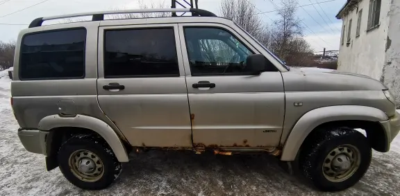 Высвобождаемое движимое военное имущество (автотранспортное средство)