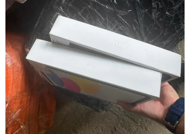Планшетный компьютер«iPad (A16) Wi-Fi (128GB)»