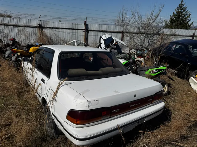 Автомобиль марки Toyota Carina, г/н отсутствует ., № кузова АТ 1707130863