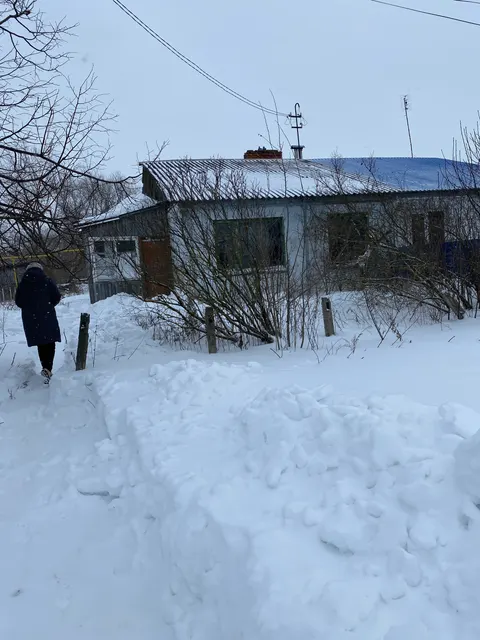 Нежилое помещение площадью 61,0 кв.м. с кадастровым номером 71:05:040203:361, расположенное по адресу: Тульская область, Веневский район, д. Островки, ул. Школьная, д. 8, кв. 1
