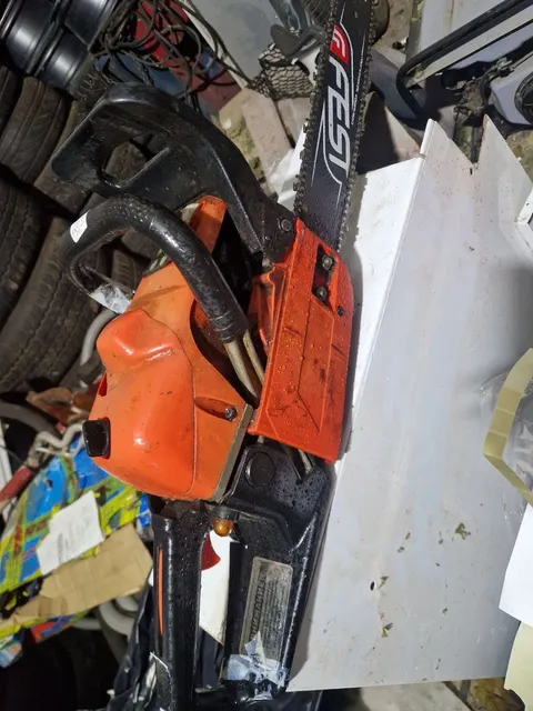 Бензопилы: STIHL MS-180 (в кол-ве 1 шт.), CHAMPION CNAIN SAW 254 (в кол-ве 1 шт.), CARVER модели RSG 246 X (в кол-ве 1 шт.), Carver 262 (в кол-ве 1 шт.) (годные остатки)