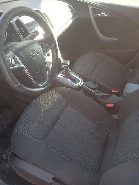 Автомобиль Opel P-J Astra
