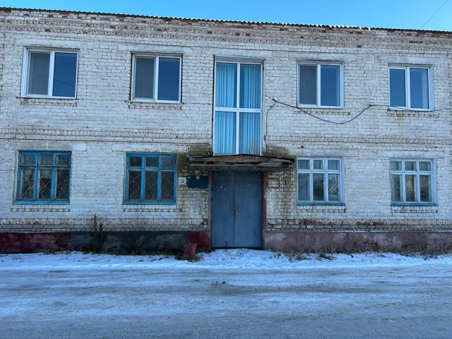 Продажа посредством публичного предложения - земельного участка площадью 284 кв.м, (реестровый номер федерального имущества П11640000236), кадастровый номер: 64:17:190312:13, с расположенным на нем объектом недвижимого имущества - нежилое двухэтажное административное здание, площадью 186,8 кв.м, (реестровый номер федерального имущества П12640003303), кадастровый номер 64:17:190312:80, по адресу: Саратовская область, р-н Краснокутский, г. Красный Кут, ул. Комсомольская, д. 36,