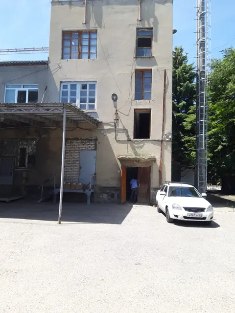 Служебное помещение с кадастровым номером 09:07:0030108:2177, расположенное по адресу: Карачаево-Черкесская Республика, Усть-Джегутинский район, г. Усть-Джегута, ул. Калинина, д. 89