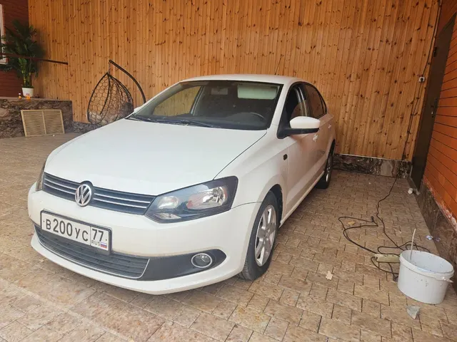 Автомобиль VOLKSWAGEN POLO, 2012 г.в.