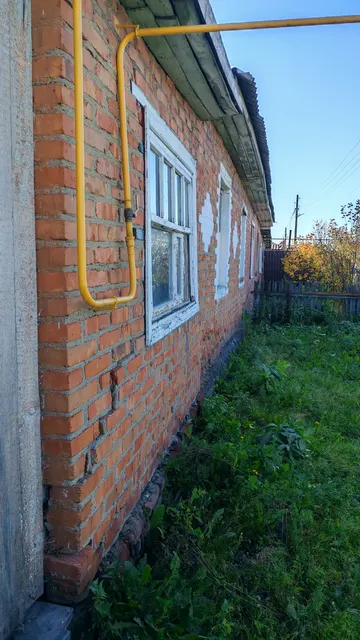Объект недвижимого имущества: жилой дом, (жилое помещение признано непригодным для проживания), расположенный по адресу: Омская область, Саргатский район, р.п. Саргатское, ул. 40 лет, д. 40, кв. 2 площадью 29 кв.м., кадастровый номер 55:24:050219:125, вид разрешенного использования: дом блокированной застройки, 1990 год завершения