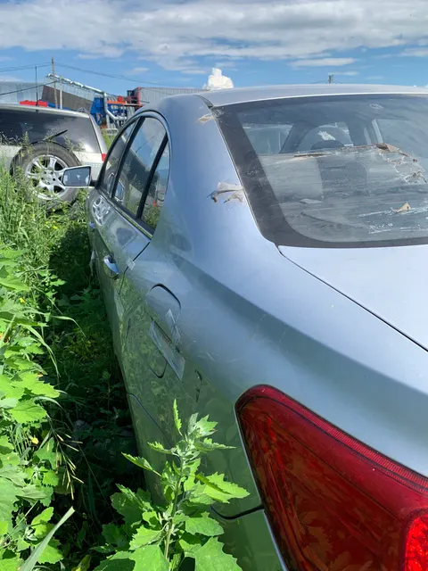 Автомобиль марки “Лифан 214815”, государственный регистрационный знак М534РХ174, принадлежащий супруги Хаирова М.О. – Хаировой Алене Викторовне (залог)