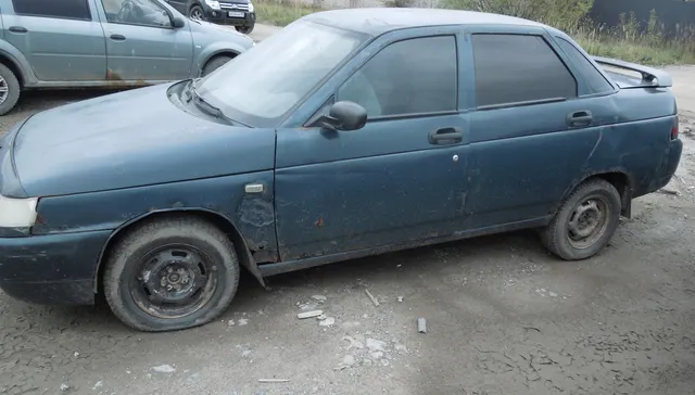 Автомобиль "ВАЗ 21101 ЛАДА 110", VIN XTA21101061000785, ГРЗ: М841ТУ35, 2006 г.в., темно-зеленого цвета.