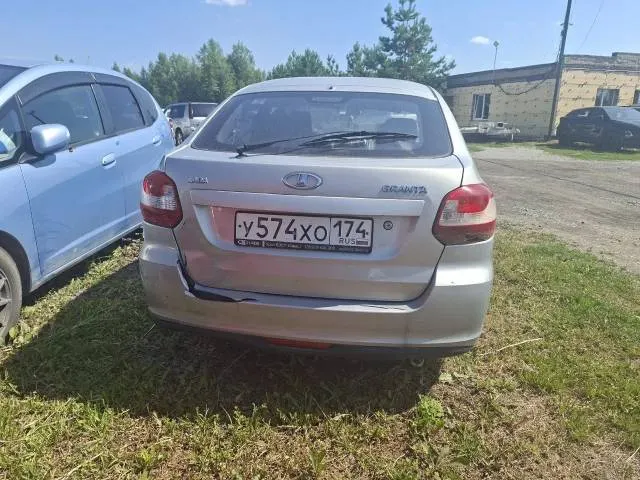 Легковой автомобиль (комби хэтчбек) LADA Granta 219110, 2018 г.в., г/н У574ХО174, VIN: XTA219110J0289575, цвет серебристый (залог, повтор)