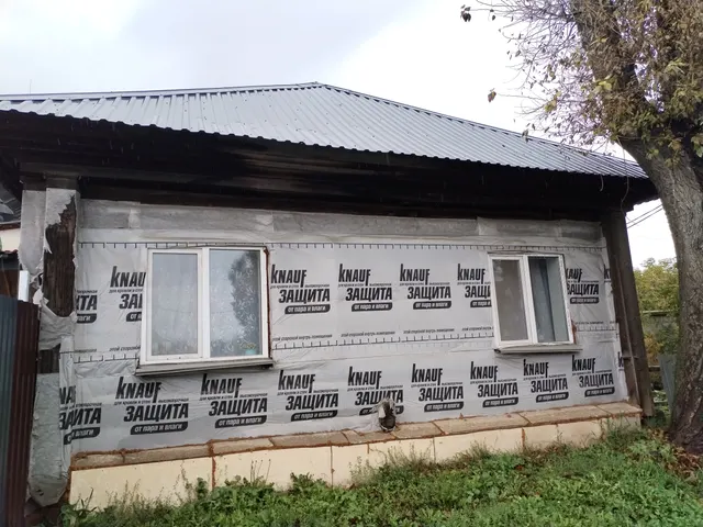Жилое помещение (квартира), расположенное по адресу: Новосибирская область, Тогучинский муниципальный район, городское поселение город Тогучин, город Тогучин, ул. Дзержинского, д.20 кв.1,  кадастровый номер: 54:24:010230:253, общей площадью 13,9 кв.м, этажность: 1