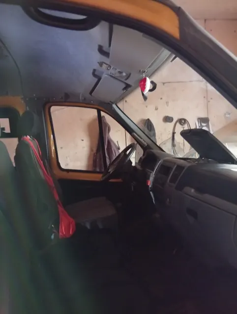 Автомобиль ГАЗ 3221