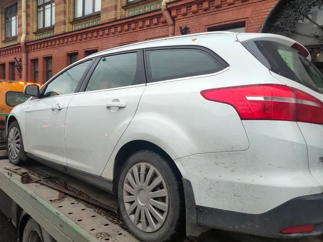 Автомобиль ФОРД ФОКУС, 2018 г.в., г/н: A1870B198, VIN: Z6F6XXEEC6JT50975, цвет бронзовый, объём двигателя 1596 см.куб., мощность двигателя 92.000 кВт/ 125,00 л.с., коробка передач АКПП, привод передний, экологический класс 5