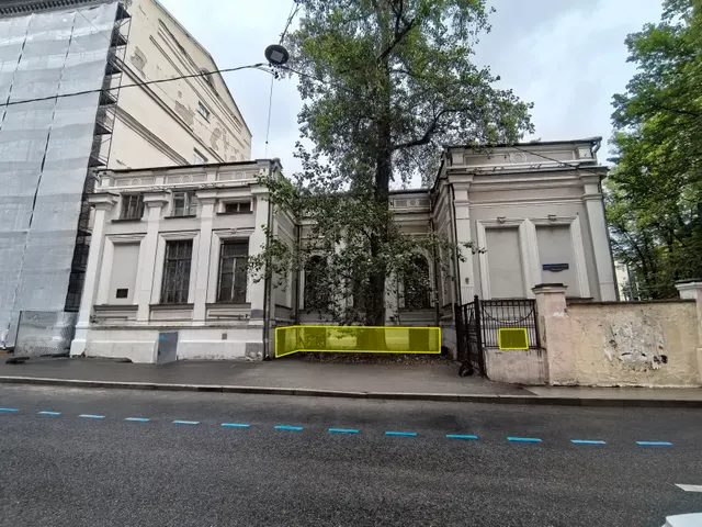 Аукцион в электронной форме на право заключения договора аренды имущества, находящегося в имущественной казне города Москвы, по адресу: г. Москва, б-р Покровский, д. 12, стр. 1 площадью 344,3 кв. м. кадастровый номер: 77:01:0001025:1513