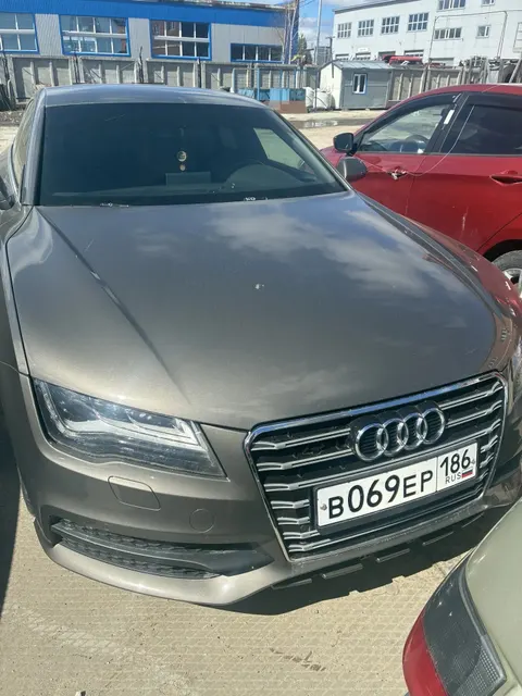 Автомобиль марки "АудиА7" г.р.з. В069ЕР186, VIN XW8ZZZ4GXEG038542, г/в 2003  ТС обременено ЗАЛОГОМ. По общему правилу при переходе права собственности залог сохраняется в соответствии со ст. 353 ГК РФ; приобретатель имущества приобретает права и несет обязанности залогодателя. Риски, связанные с сохранением залога и возможностью обращения взыскания на предмет залога, несет приобретатель. ТС имеет огр-я ФССП на рег-е де-я (ключи и документы отсутствуют, техническое состояние не проверялось.