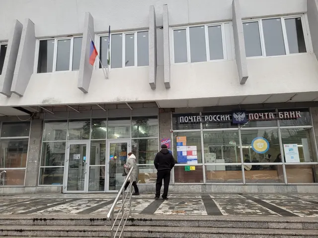 Объект аренды, площадь 376,7 кв. м., номера на поэтажном плане: 4 -го этажа                1,3-21,23-32,  адрес (местонахождение) объекта: 360051, Кабардино-Балкарская Респ, Нальчик г, Шогенцукова пр-кт, дом № 14