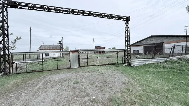 Нежилое здание, площадь 1178,5 кв.м., кадастровый номер 45:01:000000:1201, количество этажей 1, в том числе подземных 0, адрес (местоположение) объекта: Российская Федерация, Курганская область, муниципальный округ Альменевский, село Танрыкулово, улица Олимпийская, строение 9а