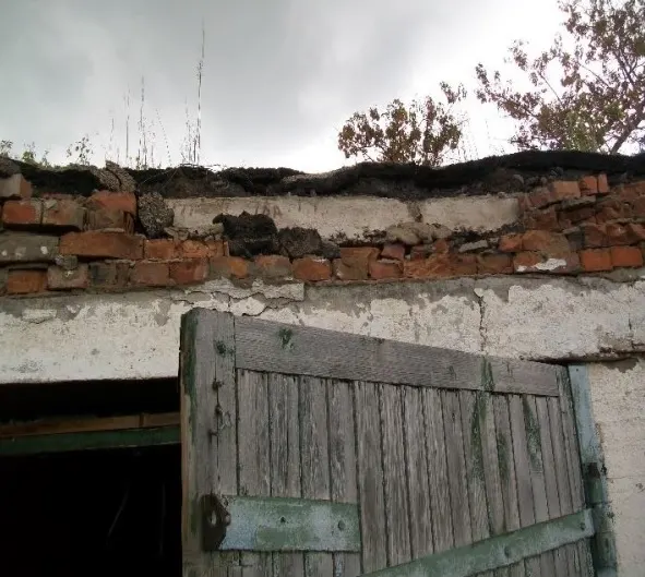 Помещение гаражного бокса с земельным участком